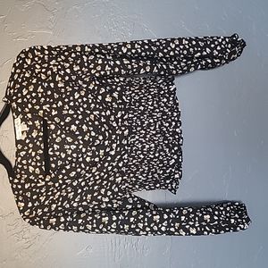 Nine Britton V-Neck Detailed Crop Top NWOT